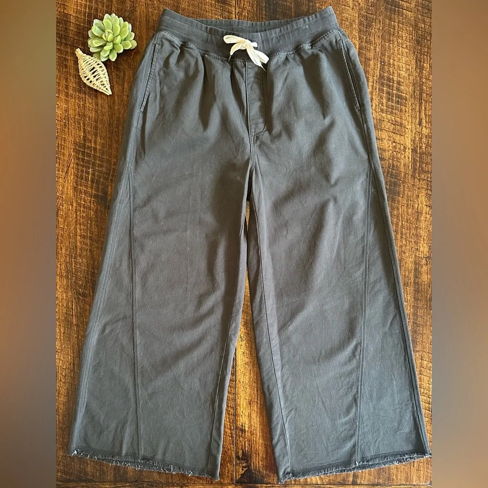 Aerie Black Wide Leg Pants - Picture 6 of 15